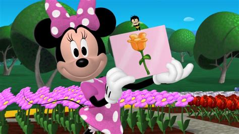 Minnie's Bee Story - Mickey Mouse Clubhouse (Season 2, Episode 31) | Apple TV