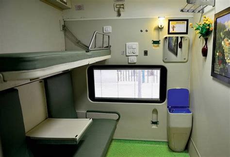 Indian Railways: Vande Bharat Sleeper will run from Delhi to Srinagar ...