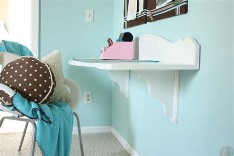 * Remodelaholic *: Girl's Dream Room and Re-purposed Bed to Desk