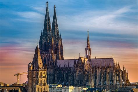 The History of Cologne Cathedral - AESU