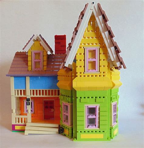 Disney pixar 'UP' House | Lego disney, Lego projects, Lego design