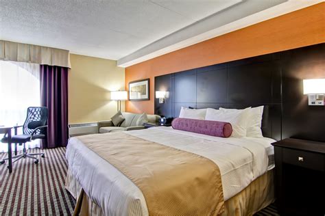 Best Western Plus Toronto North York Hotel & Suites, ON - See Discounts