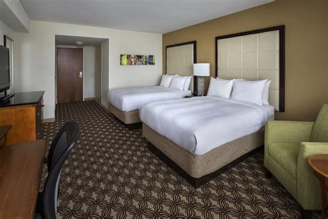 Boston Marriott Quincy Double/Double Guest Room #holiday, #comfortable, #travel, 43 Things ...