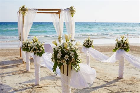 Romantic Wedding Getaway on the Beach