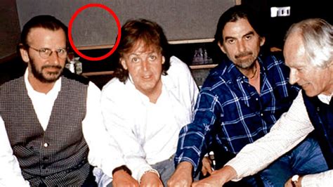 El Misterioso Fantasma que se Apareció en la Reunión de The Beatles en ...