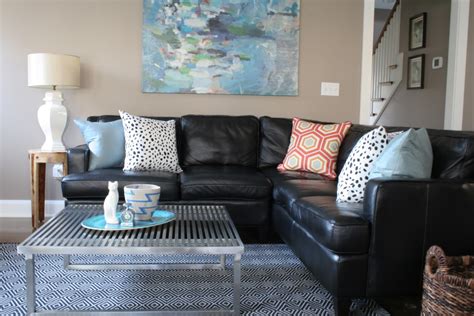 Black and white pillows | Black couch living room, Couch decor, Leather ...