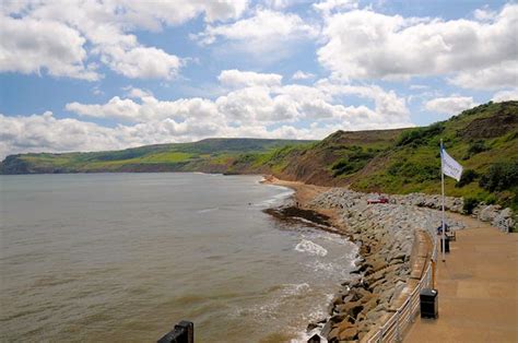 Enjoy the stunning natural beauty of Robin Hood’s Bay beach - The Whitby Guide