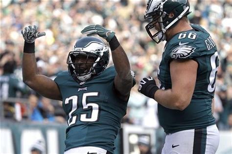 Philadelphia Eagles: LeSean McCoy produces some good home cooking in ...