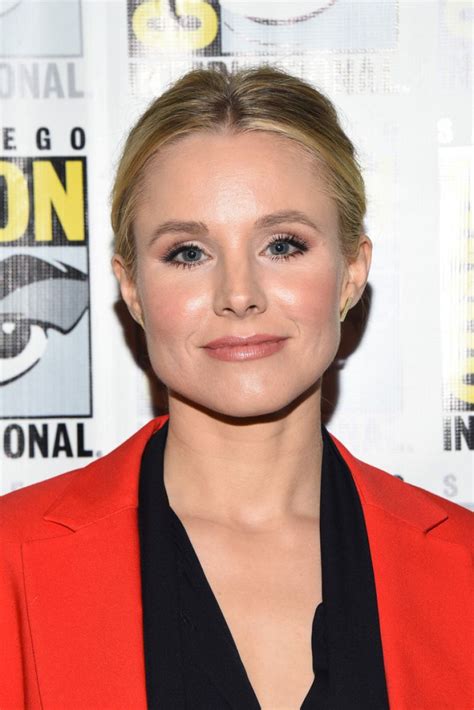 Kristen Bell - "The Good Place" Press Line at SDCC 2018 • CelebMafia