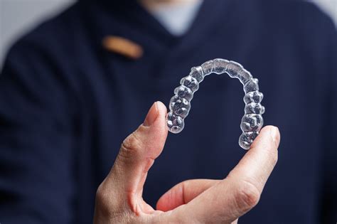 Entretien gouttières Invisalign | Clinique Orthodontique Dr Donald Blais