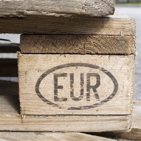 What are Euro Pallets - PR Pallets