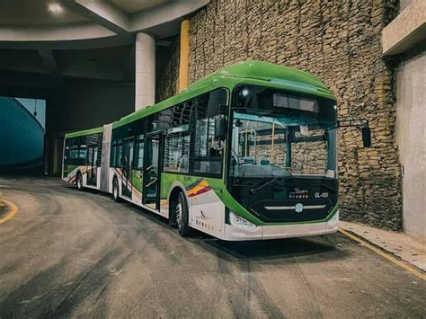 Green Line Buses Are Now Operating in Karachi - PakWheels Blog