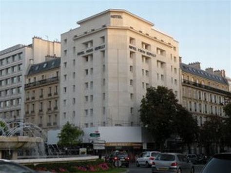 Restructuration de la façade de l’hôtel Paris-Neuilly, Neuilly-sur-Seine, par DIEGO RODRIGUEZ