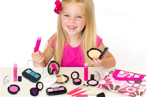 The Best Kids MakeUp For Little Girls