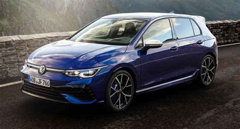 2022 VW Golf R Debuts With 315 HP, Torque Vectoring AWD, A Manual ...