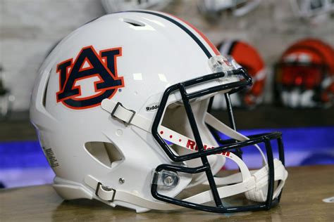 Auburn Tigers Riddell Speed Authentic Helmet – Green Gridiron, Inc.