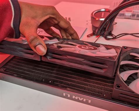 How to Install Air Cooler or AIO on Your CPU (2024) | Beebom