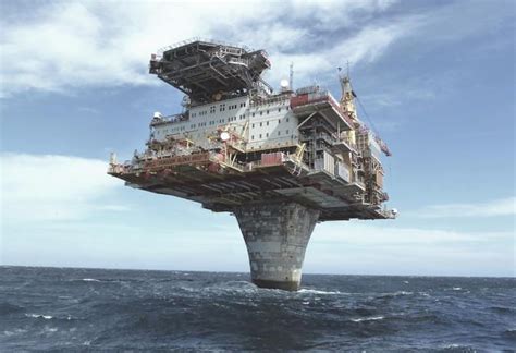 Pin by Baltic Lawyers on influe | Oil platform, Oil rig, Oil drilling