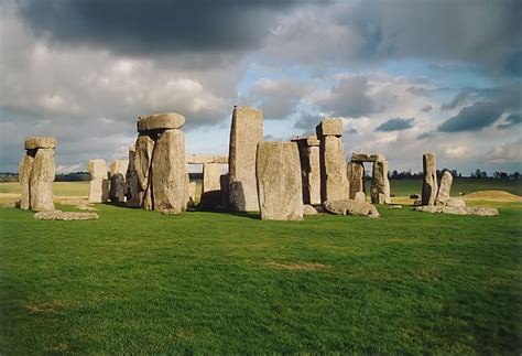 Stonehenge in Wiltshire England | Travel and Tourism