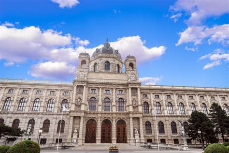 September2017, VIENNA, AUSTRIA: Panoramic View of Museum of Fine Arts ...