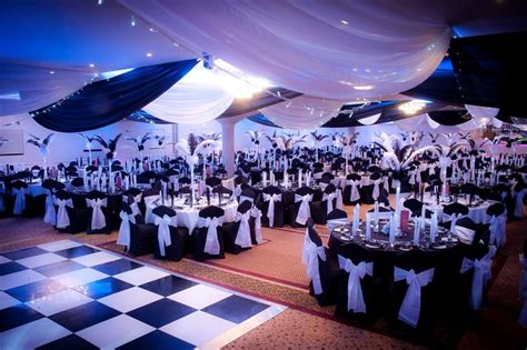 Black and White theme. | Masquerade ball party, Masquerade party themes, Masquerade party ...