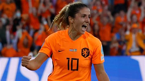 Netherlands Women 3-2 Portugal Women: Danielle van de Donk's wonder ...