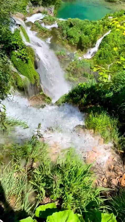 Plitvička jezera 💚🇭🇷 🎥 @vladdoriancristea #plitvickajezera #plitvice #waterfalls #croatia ...