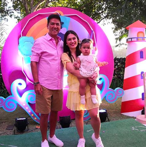 Baby Tali has festive first birthday party | Inquirer Entertainment