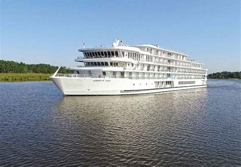 Small Cruise Ships | Riverboats & Paddlewheel | American Cruise Lines