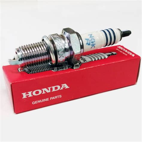 Honda CR9EH-9 spark plug for Honda CB650