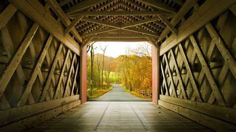 Ashland Bridge in Yorklyn, Delaware (© Robert Kirk/Getty Images) | Covered bridges, Ashland ...