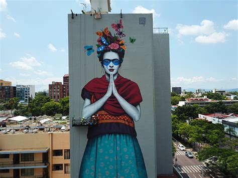 Slavenka & Obi: Frida Kahlo mural by Fin DAC in Mexico