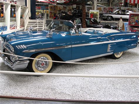 File:Chevy-Impala-1958-Side.jpg - Wikimedia Commons