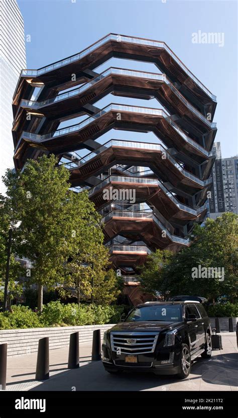 The Vessel in Hudson Yards, Manhattan, NYC, USA Stock Photo - Alamy