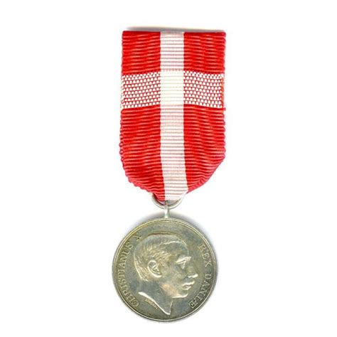 Kings Military Commemorative medal 1916 Christian X – Liverpool Medals