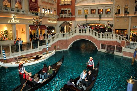 Passion For Luxury : The Venetian Resort-Hotel-Casino, Las Vegas