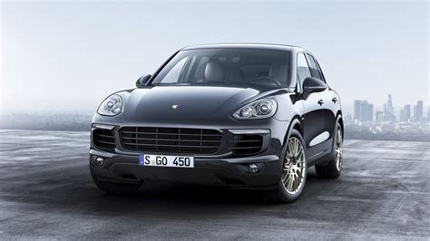 2017 Porsche Cayenne gets Platinum special edition trim