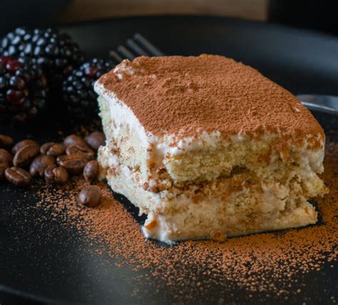 Easy Tiramisu Recipe Without Eggs - The How-To Home