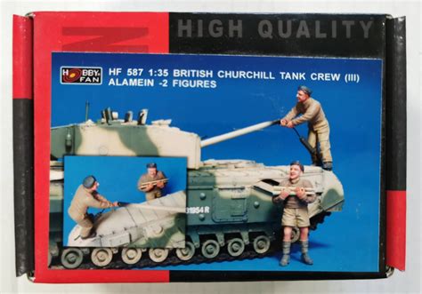 HF587 BRITISH CHURCHILL TANK CREW