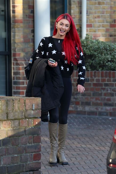 DIANNE BUSWELL Leave Her Hotel in London 11/04/2022 – HawtCelebs