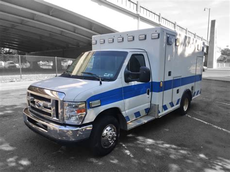 2017 Ford Type 3 Road Rescue Ambulance with 320,332 Miles