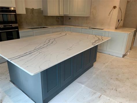 Kitchen Worktops with Marble Effect Stone – 10 Advantages | Inovastone