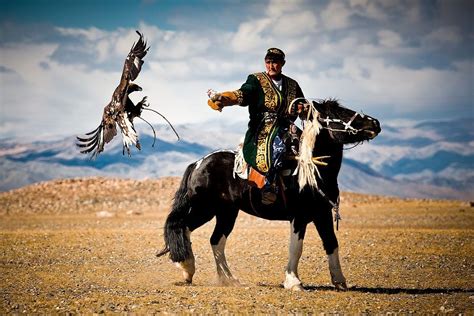 Eagle Hunter 6 | Eagle hunter, Mongolia, Eagle hunting