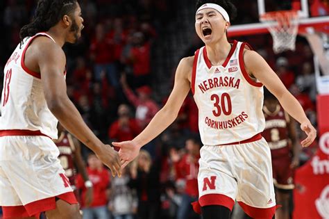 3 thoughts on Keisei Tominaga's return to Nebraska Basketball