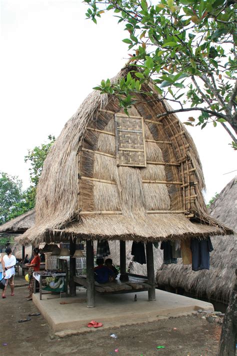 Sasak Traditional House, Lombok-Indonesia | Traditional architecture ...