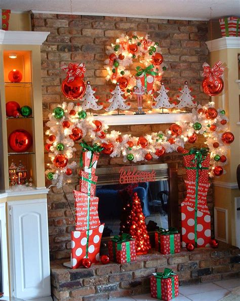 Grinch Wreath & Mantle | Christmas mantel decorations, Christmas ...