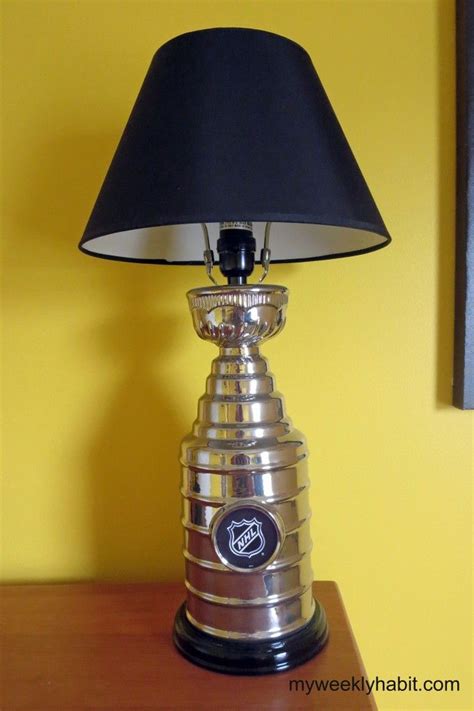 Hockey bedroom lamp | Hawk Haven