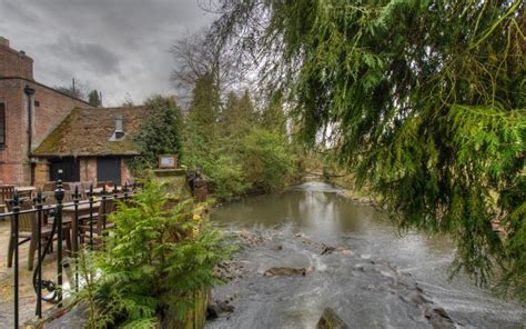 Old Mill, Baginton, Warwickshire, Stay in a Pub