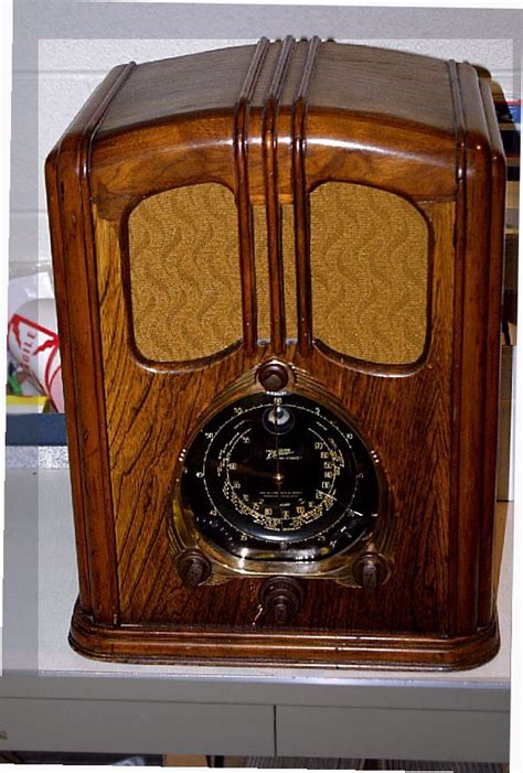 Radio Repair & Restoration Services | Vintage radio, Antique radio, Retro radios