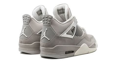 Air Jordan 4 WMNS “Frozen Moments”